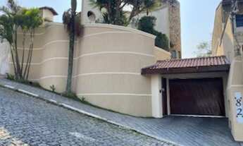 Imagem 2: Casa Alto Padrão para Venda em Ribeirão Pires, Centro Alto, 3 dormitórios, 3 suítes, 5 ban