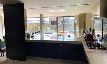 Imagem 3: Casa para venda tem 274 metros quadrados com 4 quartos