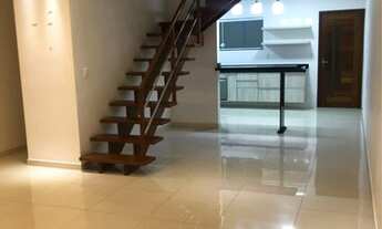 Imagem 2: Casa duplex em colinas de laranjeiras