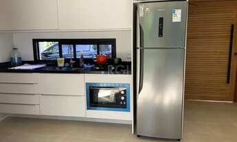 Imagem 5: Ótima casa com 3 dormitórios 1 suíte 1 garagem coberta Garopaba SC