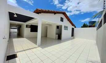 Imagem 6: ALUGO CASA NO RENASCENÇA PX. BOM PREÇO POR R$ 3.700 REAIS