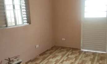 Imagem 2: Aluga-se casa 650 reais jardim Astúrias :Francisco Morato interior