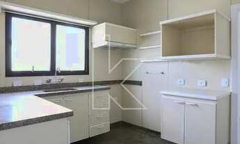 Imagem 7: Amplo Apartamento de 210m2 4 Dorm c/ 2 Suites e 4 Vagas