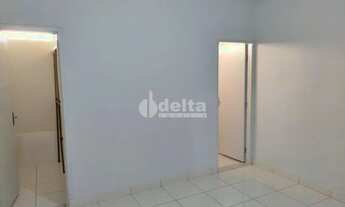 Imagem 7: Casa para aluguel, 3 quartos, 1 suíte, 1 vaga, Martins - Uberlândia/MG