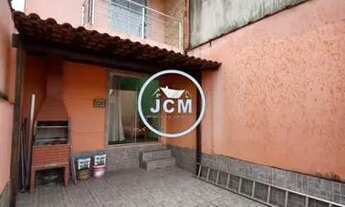 Imagem 2: Excelente casa duplex em boa localização