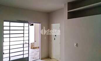 Imagem 3: Casa para aluguel, 3 quartos, 1 suíte, 1 vaga, Martins - Uberlândia/MG