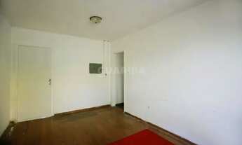 Imagem 7: Casa de 03 dormitórios no bairro Santo Antônio em Porto Alegre, com DUAS VAGAS!