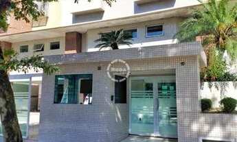 Imagem 3: Alugar apartamento com 2 dormitórios, vaga demarcada no Embaré