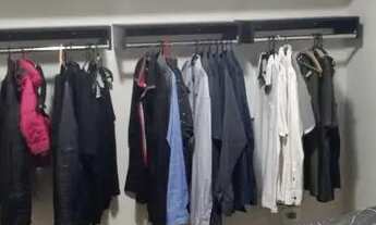 Imagem: Apartamento parcialmente mobiliado com garagem