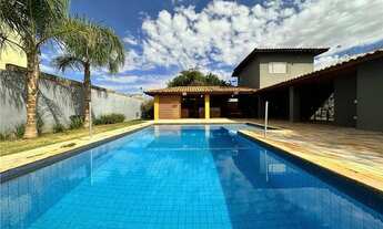 Imagem: Charmosa Residencia em Condomínio