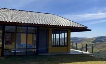 Imagem 2: Casa nova, projeto moderno, vista espetacular para as montanhas! Excelente localização em