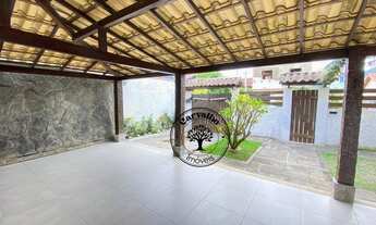 Imagem 2: Casa para aluguel e venda possui 250 metros quadrados com 5 quartos em Piratininga - Niter