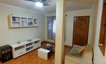 Imagem: Sobrado com 2 casas e amplo terraço