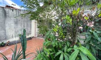 Imagem 2: Casa antiga para reforma ou demolição, próximo da av. Afonso Vergueiro e do shopping