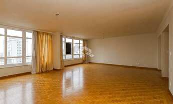 Imagem 4: Espaçoso apartamento de 207m2, 4 dormitórios no Centro Histórico