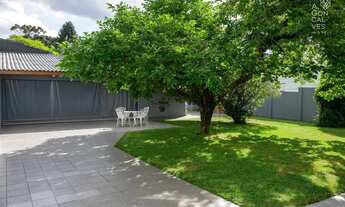 Imagem: Casa Térrea, 04 Suítes, 06 Vagas, Amplo