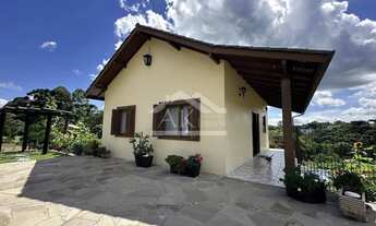 Imagem 5: Belíssima casa de dois pavimentos, à venda em Nova Petrópolis na Serra Gaúcha