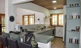 Imagem 7: Casa Completa com Ampla Área de Terreno na Região do Imbiri - Campos do Jordão/SP