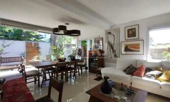 Imagem 7: Ampla casa contemporânea com jardim e 4 suítes à Vende na Ilha de Paquetá / Rio de Janeiro