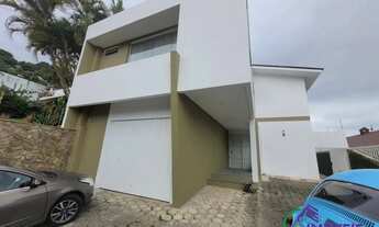 Imagem 2: CASA TÉRREA - CENTRO - SC