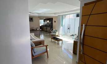 Imagem 3: Casa à venda em Goiânia, Jardim Planalto, com 3 quartos, com 278 m²