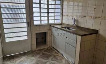 Imagem 4: Oportunidade - Casa - Conjunto Residencial Trinta e Um de Março - 3 Dormitórios - 93m²