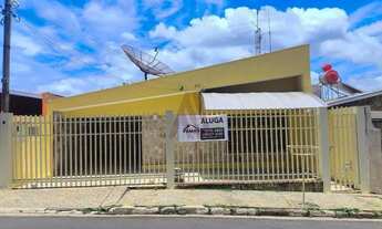 Imagem 2: Casa para Aluguel em Louveira , 3 Dormitórios com armários, quintal e churrasqueira