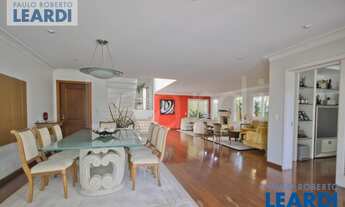 Imagem 2: CASA EM CONDOMÍNIO - TAMBORÉ - SP