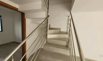 Imagem 3: Casa a venda com três quartos no bairro masterville sarzedo