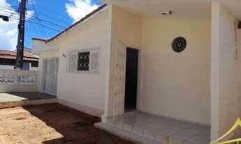 Imagem 2: Casa em Candelária com 3/4, 1 Banheiro, 2 Vaga Descoberta, 120m²