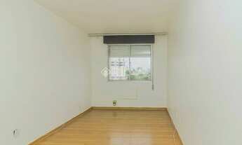 Imagem 2: PORTO ALEGRE - Apartamento Padrão - Partenon