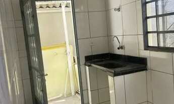 Imagem 3: Casa para aluguel possui 80 metros quadrados com 2 quartos em Gávea - Vespasiano - MG