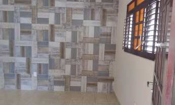 Imagem 8: VENDO CASA NO BAIRRO