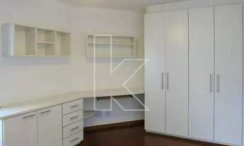 Imagem 6: Amplo Apartamento de 210m2 4 Dorm c/ 2 Suites e 4 Vagas