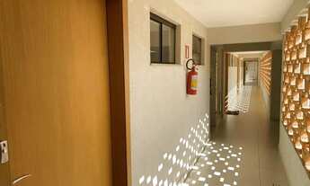 Imagem 4: Apartamento para Venda em Maringá, Zona 07, 2 dormitórios, 1 suíte, 2 banheiros, 1 vaga