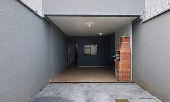 Imagem 2: Casa para venda possui 100 metros quadrados com 3 quartos em Village Santa Rita - Goiânia