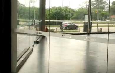 Imagem 4: Lojão na Barra com 2800 metros quadrados