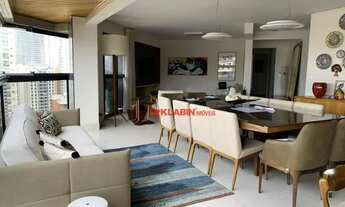 Imagem 2: * Magnífico Apartamento de 4 Dormitórios sendo 3 Suítes com 200m² de Área Privativa e 4 V