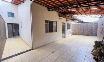 Imagem 6: Casa de condomínio para venda possui 162 metros quadrados com 3 quartos