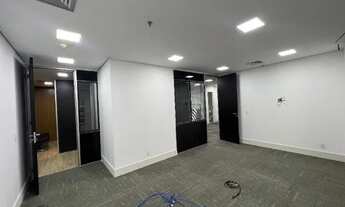 Imagem 6: Conjunto comercial na Vila Olímpia