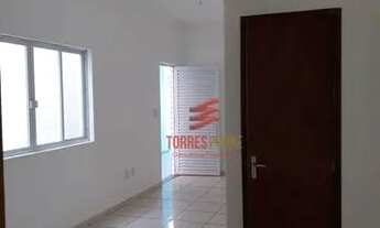 Imagem 2: Casa sobreposta baixa - 3 Dormitórios (1 suíte) - 2 vagas - Santos