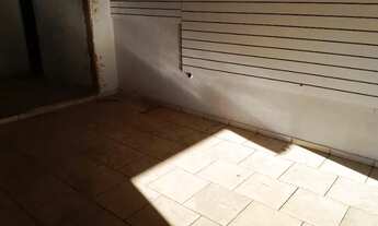 Imagem 5: Alugo salao Casa com 1 banheiro