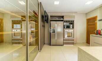 Imagem 2: Casa para venda possui 100 metros quadrados com 3 quartos em Vila Gertrudes - São Paulo