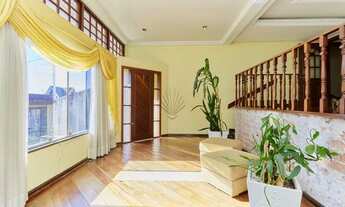 Imagem 2: Bela residência com espaços amplos, perfeito para quem procura conforto e privacidade