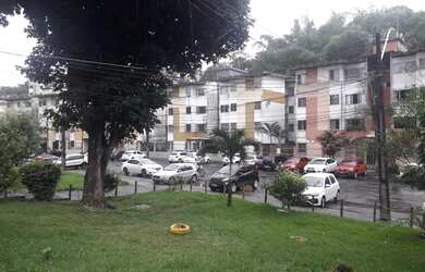 Imagem 3: Apartamento para venda com 62 metros quadrados com 2 quartos em Trobogy - Salvador - BA