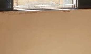 Imagem 7: Vende-se está casa com 02 quartos, 02 banheiros, 01 sala, 01 cozinha, 01 Varanda