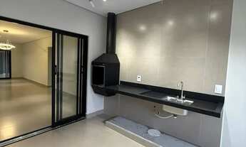 Imagem 2: Casa à venda - 161m² - 3 quartos - 2 banheiors - 3 Vagas de garagem - Prolongamento Jardim