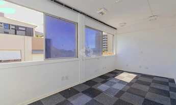 Imagem 3: Conjunto Comercial a venda no bairro Praia de Belas em Porto