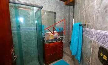 Imagem: Apartamento - / Residencial / Glória