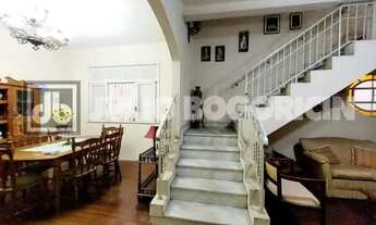 Imagem 6: EXELENTE CASA NA RUA PIRANGA ,QUINTAL, 6 QUARTOS , VAGA